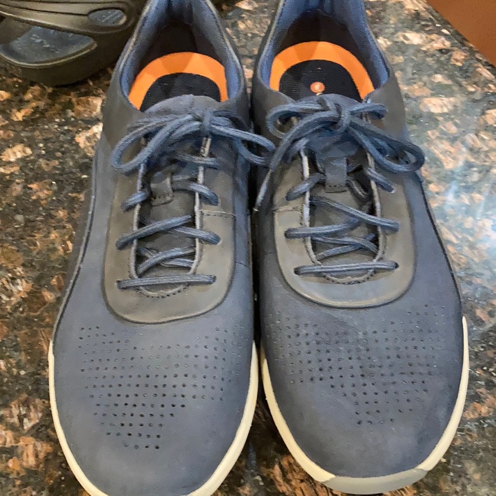 Unstructured Clark’s Wavewalk - image 1